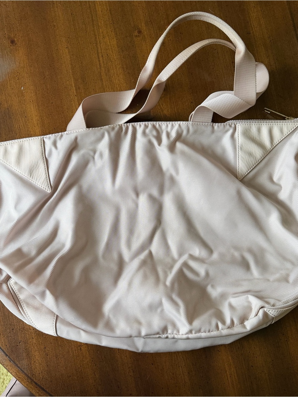 Lululemon Acute Tote 23L - Misty Pink - Picture 6 of 9